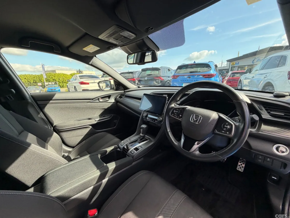 Honda Civic Saloon, Petrol, 2019, White