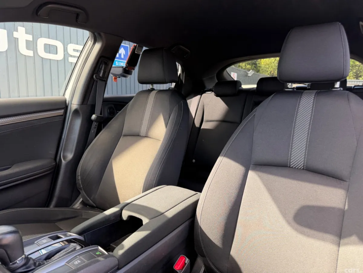 Honda Civic Saloon, Petrol, 2019, White