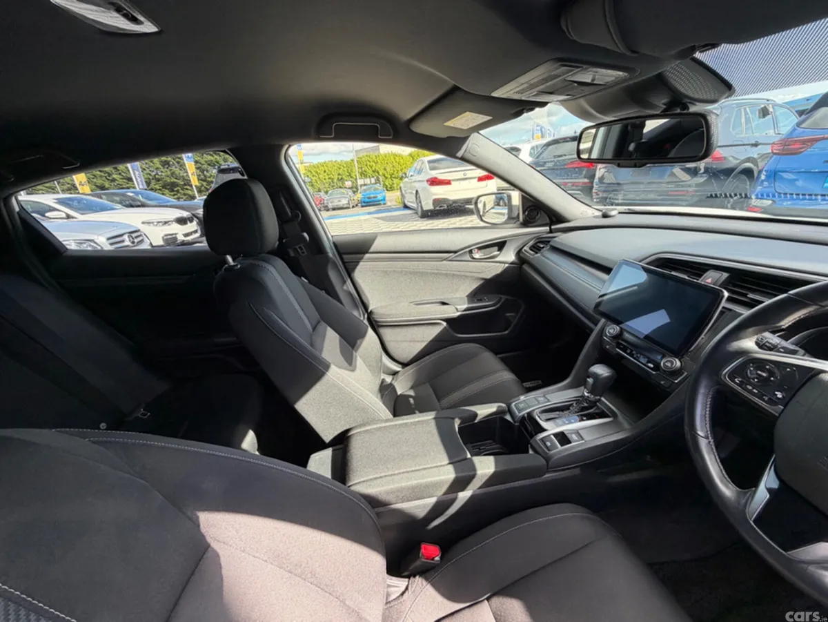 Honda Civic Saloon, Petrol, 2019, White