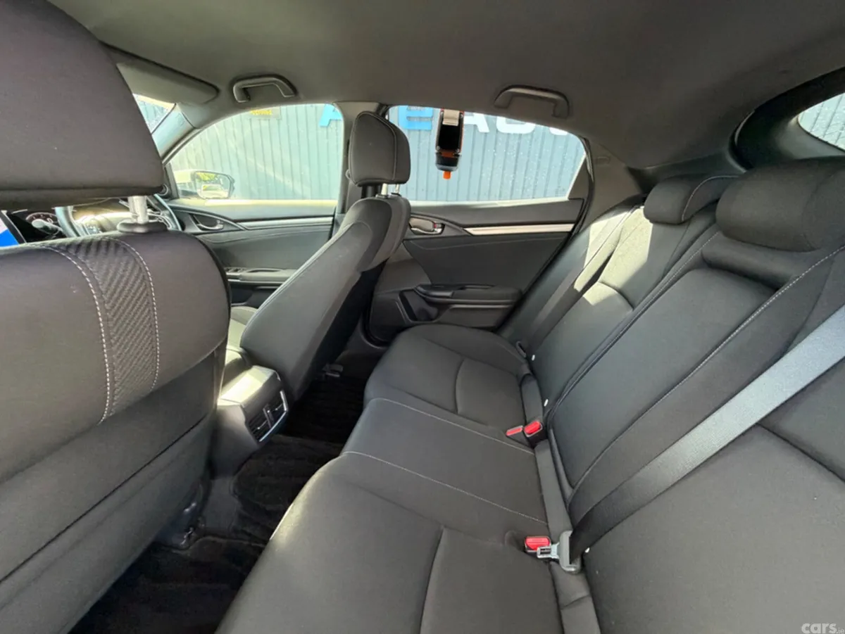 Honda Civic Saloon, Petrol, 2019, White