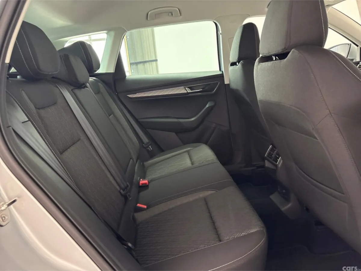 Skoda Karoq SUV, Petrol, 2024, Grey