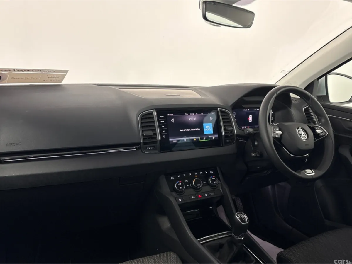 Skoda Karoq SUV, Petrol, 2024, Grey
