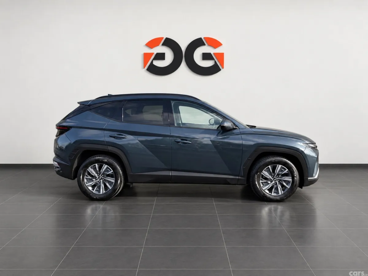Hyundai Tucson Estate, Petrol Hybrid, 2022, Blue