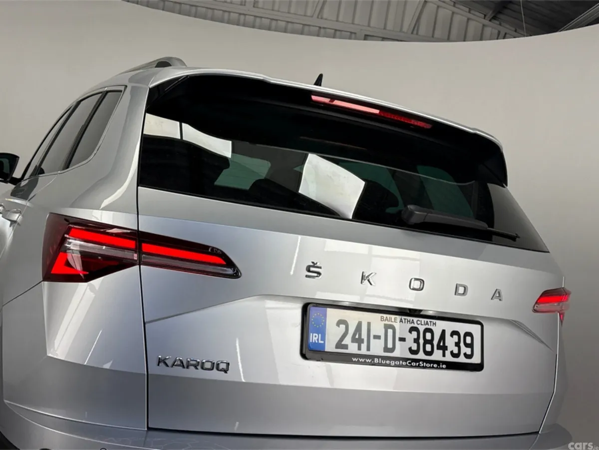 Skoda Karoq SUV, Petrol, 2024, Grey