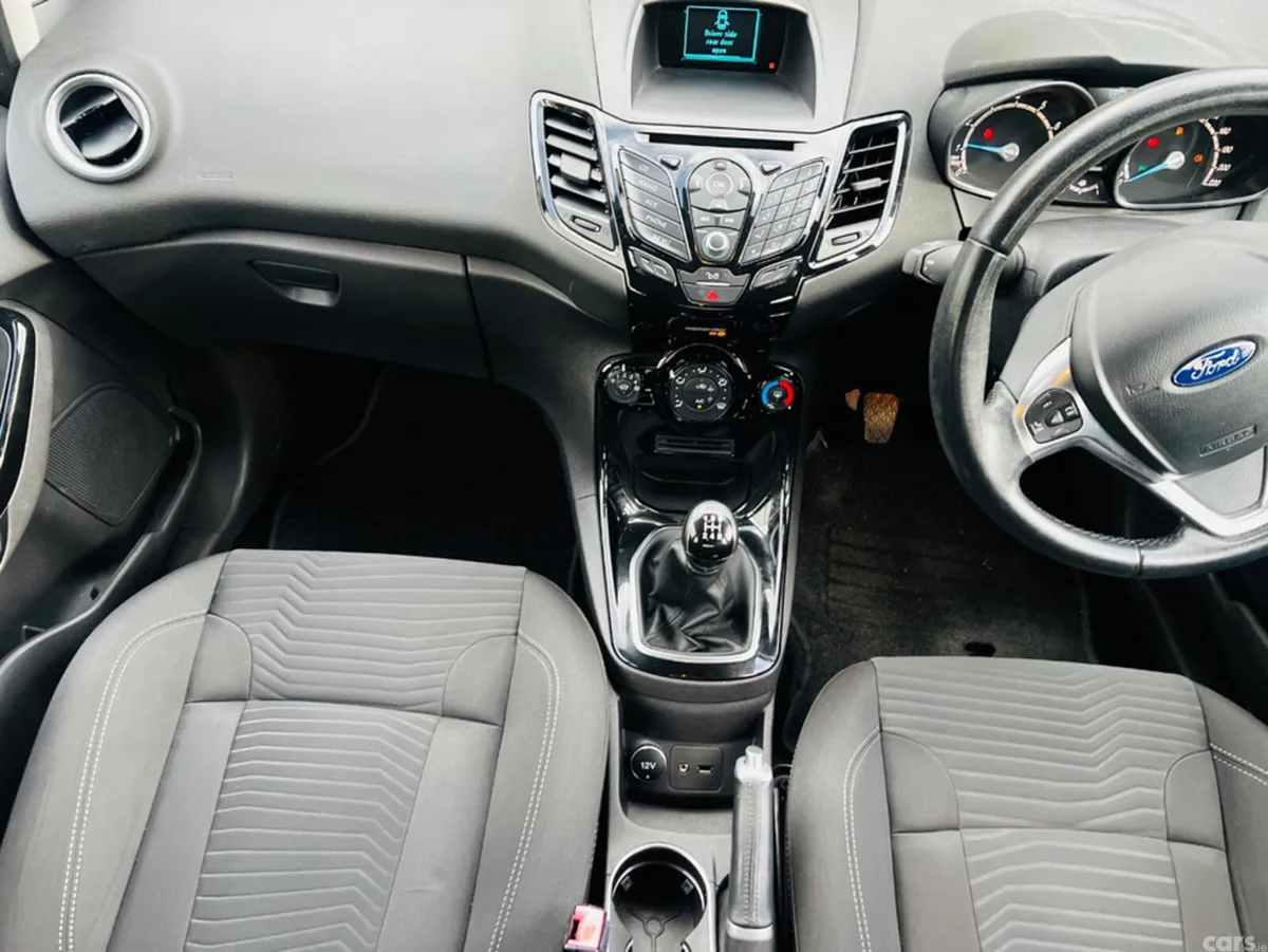 Ford Fiesta Hatchback, Petrol, 2015, White