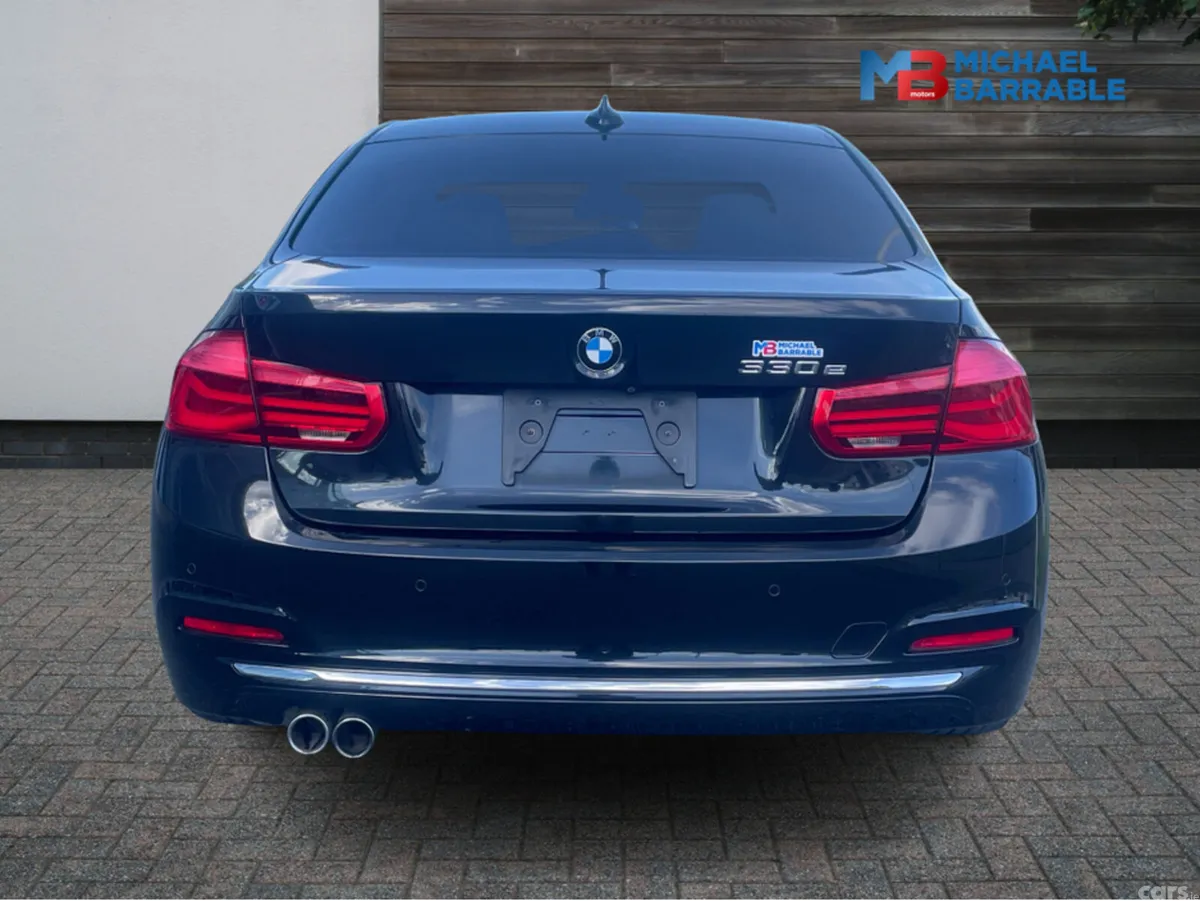 BMW 3-Series Saloon, Petrol Plug-in Hybrid, 2018, Black