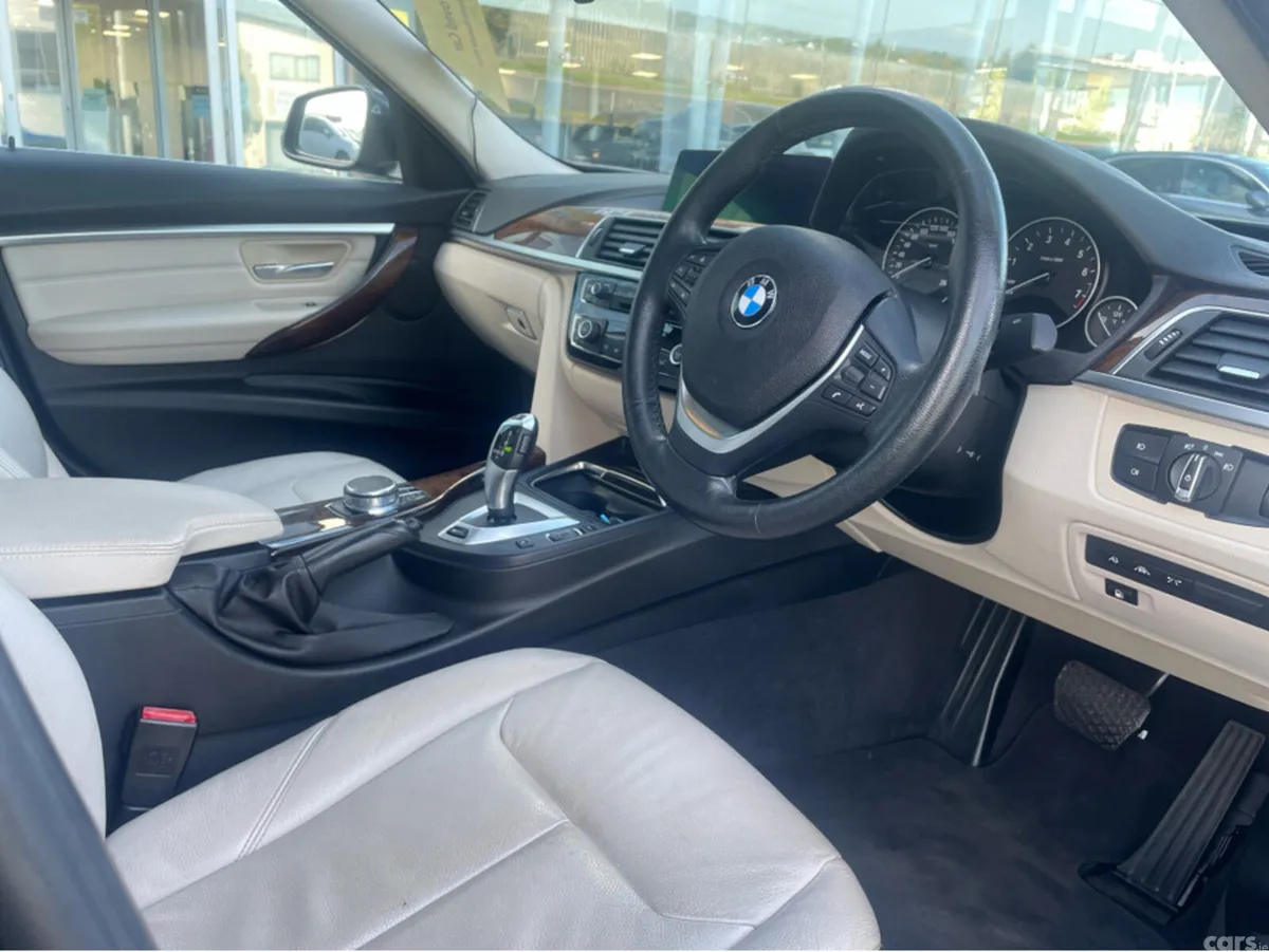 BMW 3-Series Saloon, Petrol Plug-in Hybrid, 2018, Black