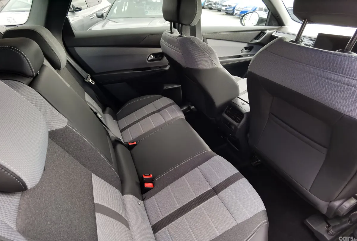Opel Grandland Hatchback, Electric, 2024, Black