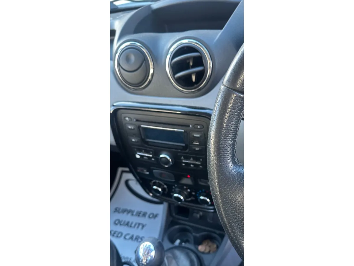 Dacia Duster MPV, Diesel, 2013, White
