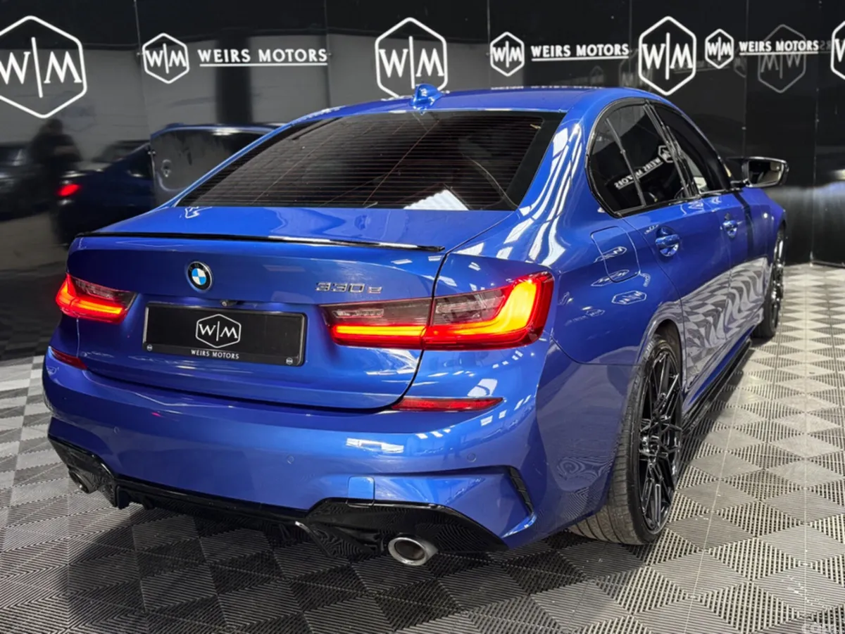 BMW 3-Series Saloon, Petrol Plug-in Hybrid, 2019, Blue