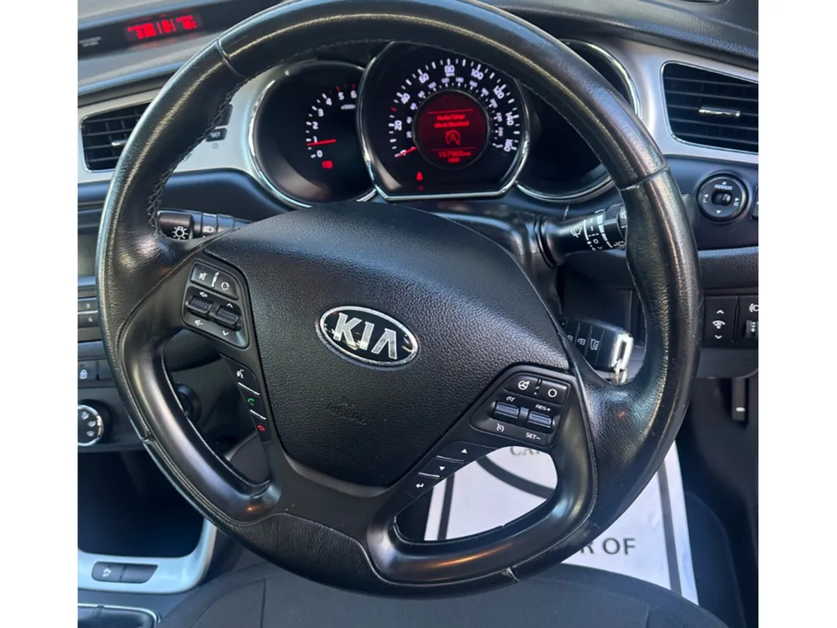 Kia Ceed Hatchback, Diesel, 2013, Black