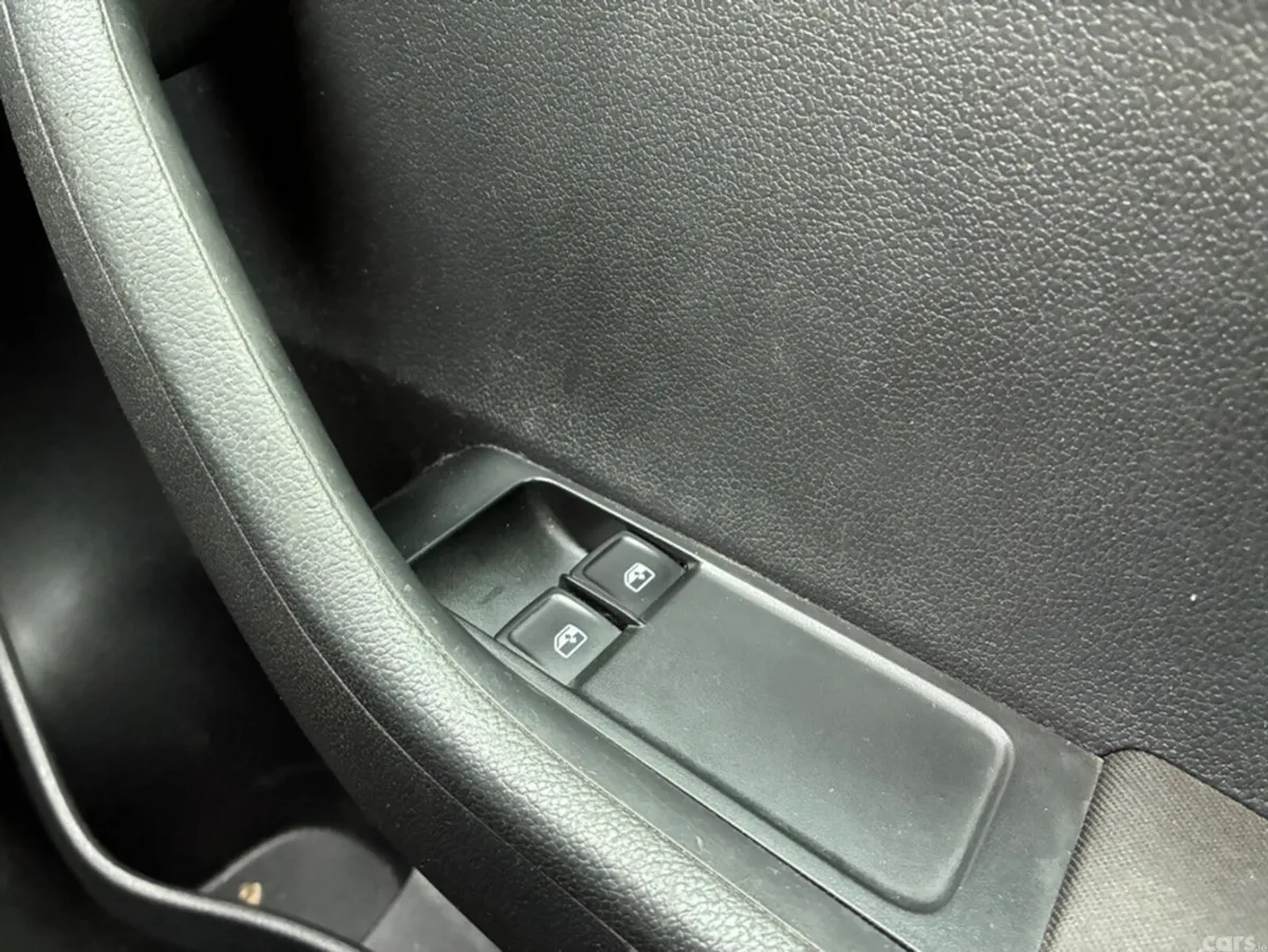 Skoda Fabia Hatchback, Petrol, 2015, Blue