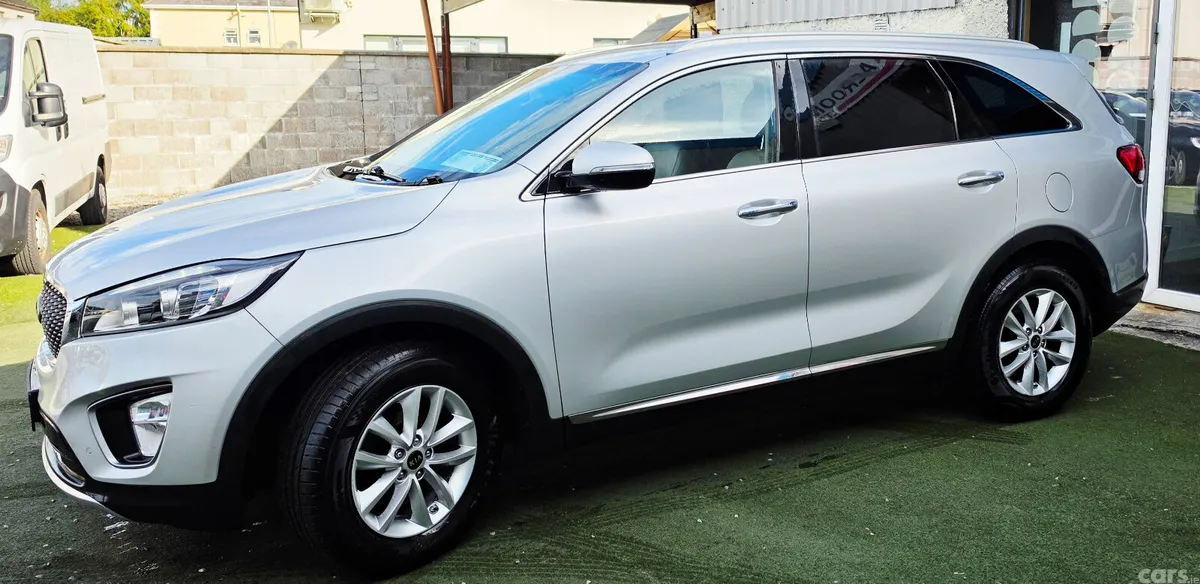 Kia Sorento SUV, Diesel, 2016, Silver