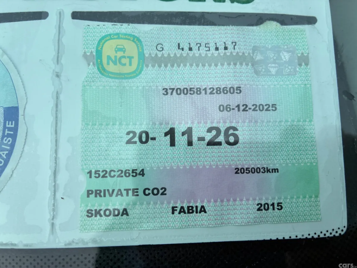 Skoda Fabia Hatchback, Petrol, 2015, Blue