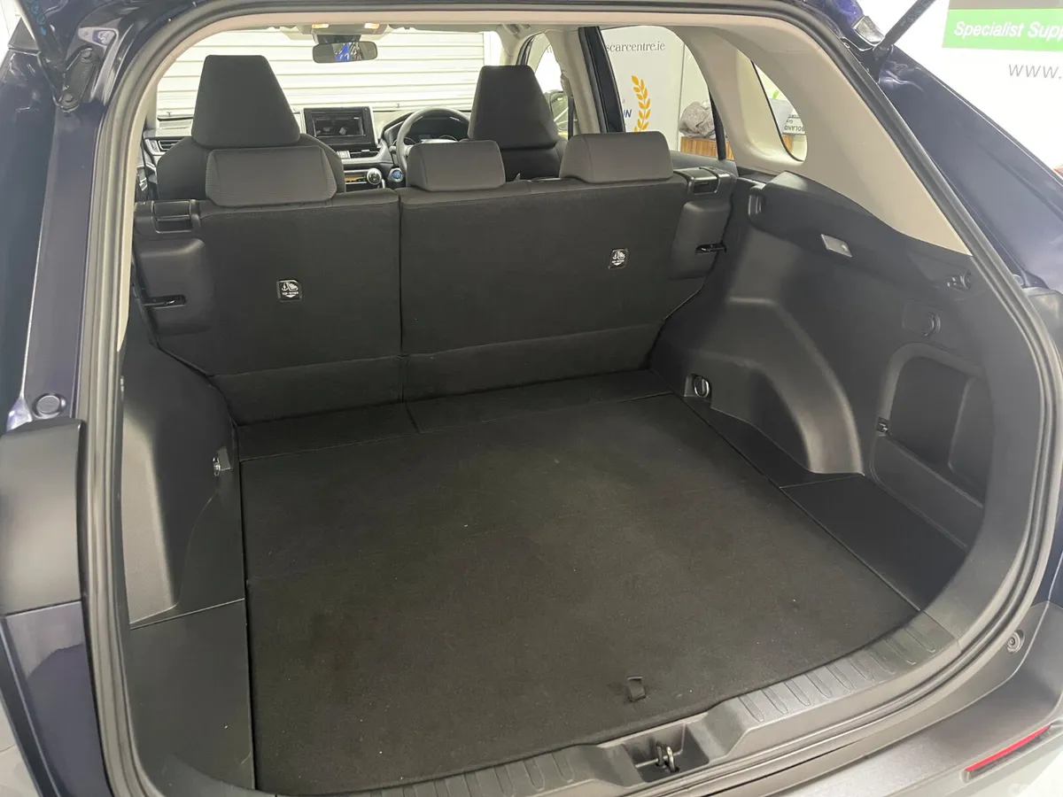 Toyota RAV4 SUV, Petrol Hybrid, 2021, Blue