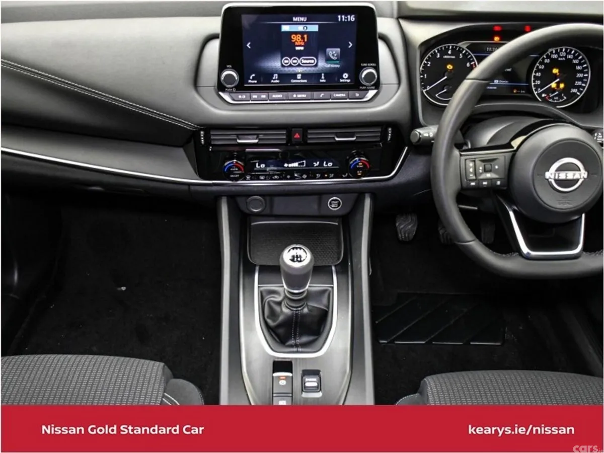 Nissan Qashqai SUV, Petrol, 2024, Silver