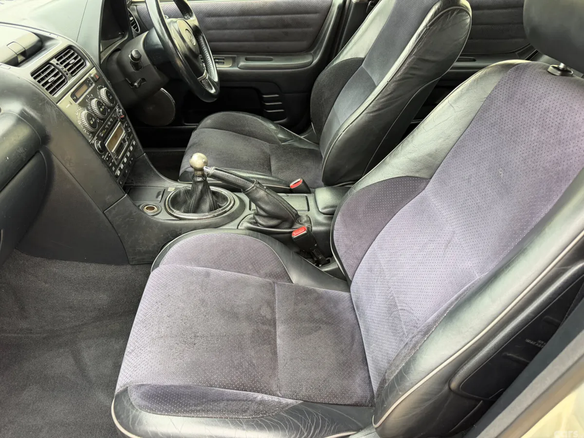 Lexus IS Saloon, Petrol, 2002, Silver