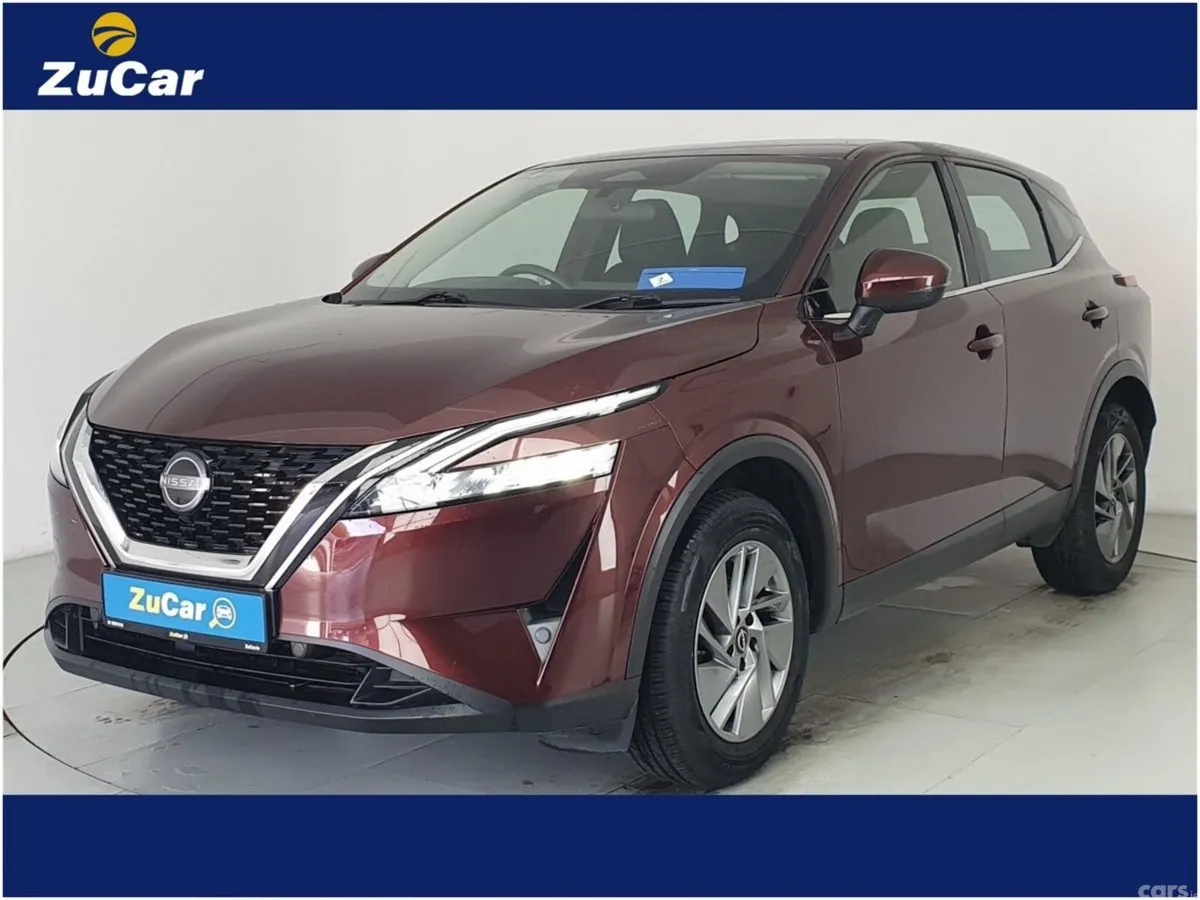 Nissan Qashqai MPV, Petrol, 2024, Red