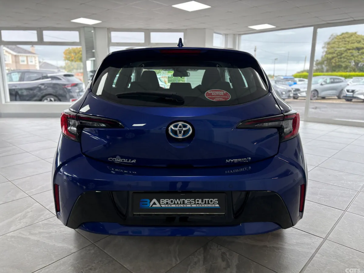 Toyota Corolla Hatchback, Petrol Hybrid, 2023, Blue