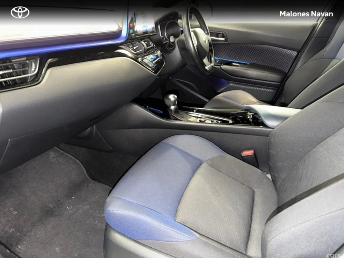 Toyota C-HR SUV, Petrol Hybrid, 2018, Blue