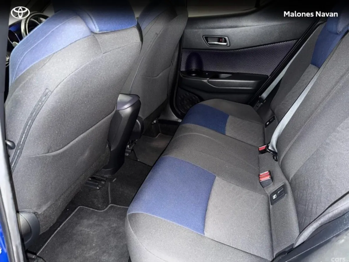 Toyota C-HR SUV, Petrol Hybrid, 2018, Blue