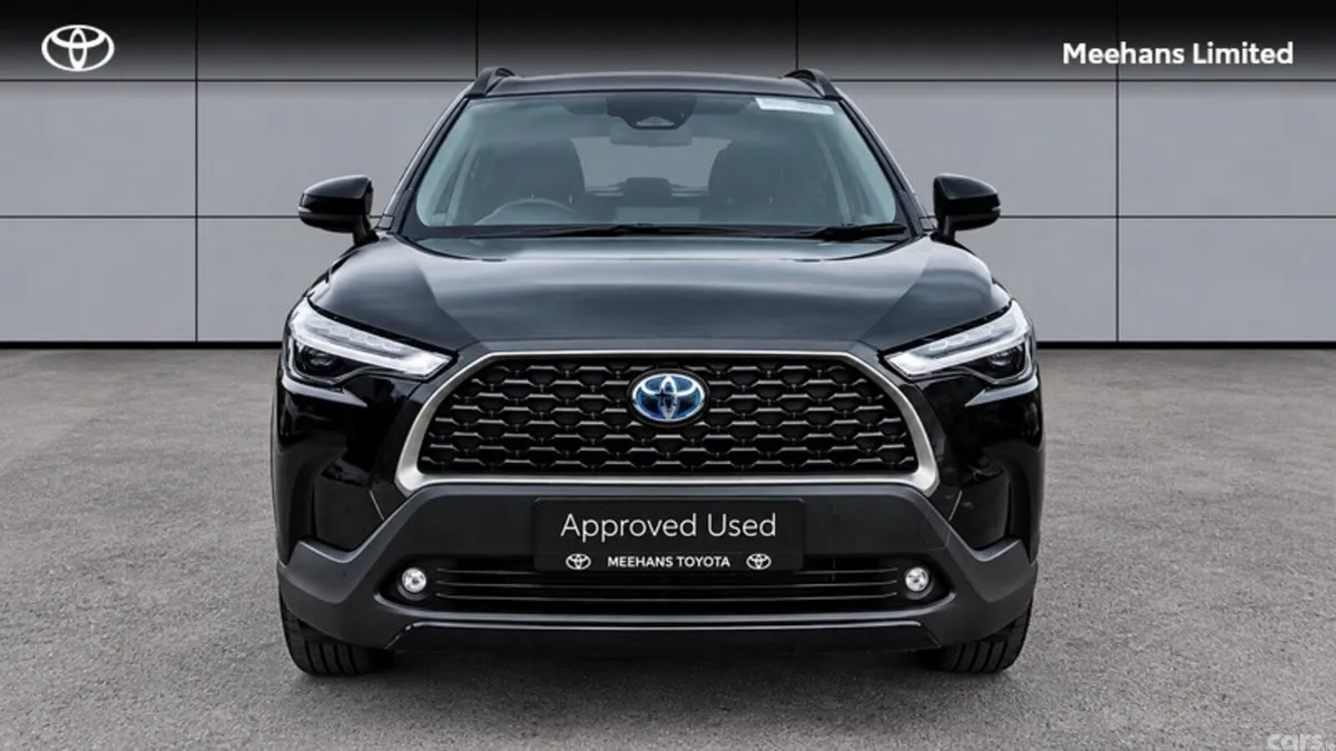 Toyota Corolla Cross Hatchback, Petrol Hybrid, 2023, Black