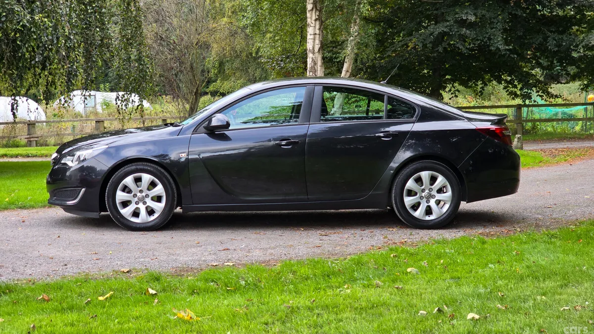 Opel Insignia Saloon, Diesel, 2017, Black