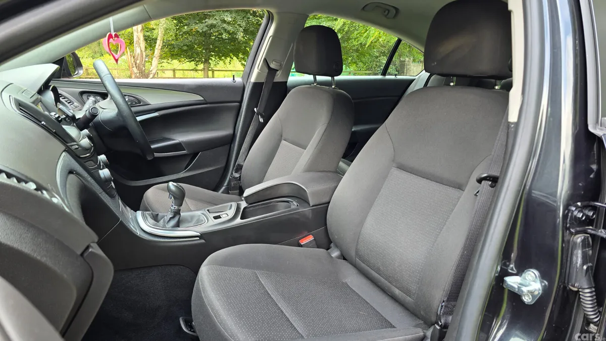 Opel Insignia Saloon, Diesel, 2017, Black