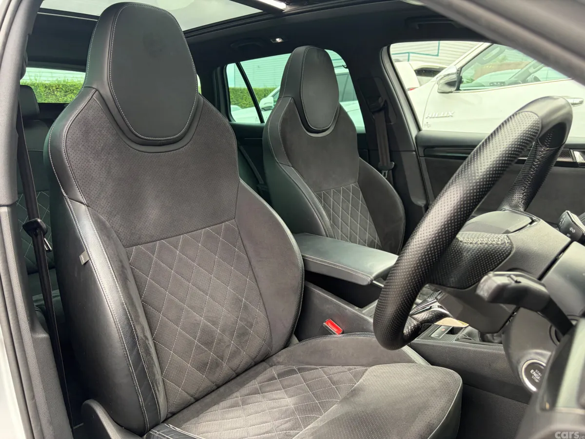 Skoda Superb Estate, Diesel, 2022, Grey