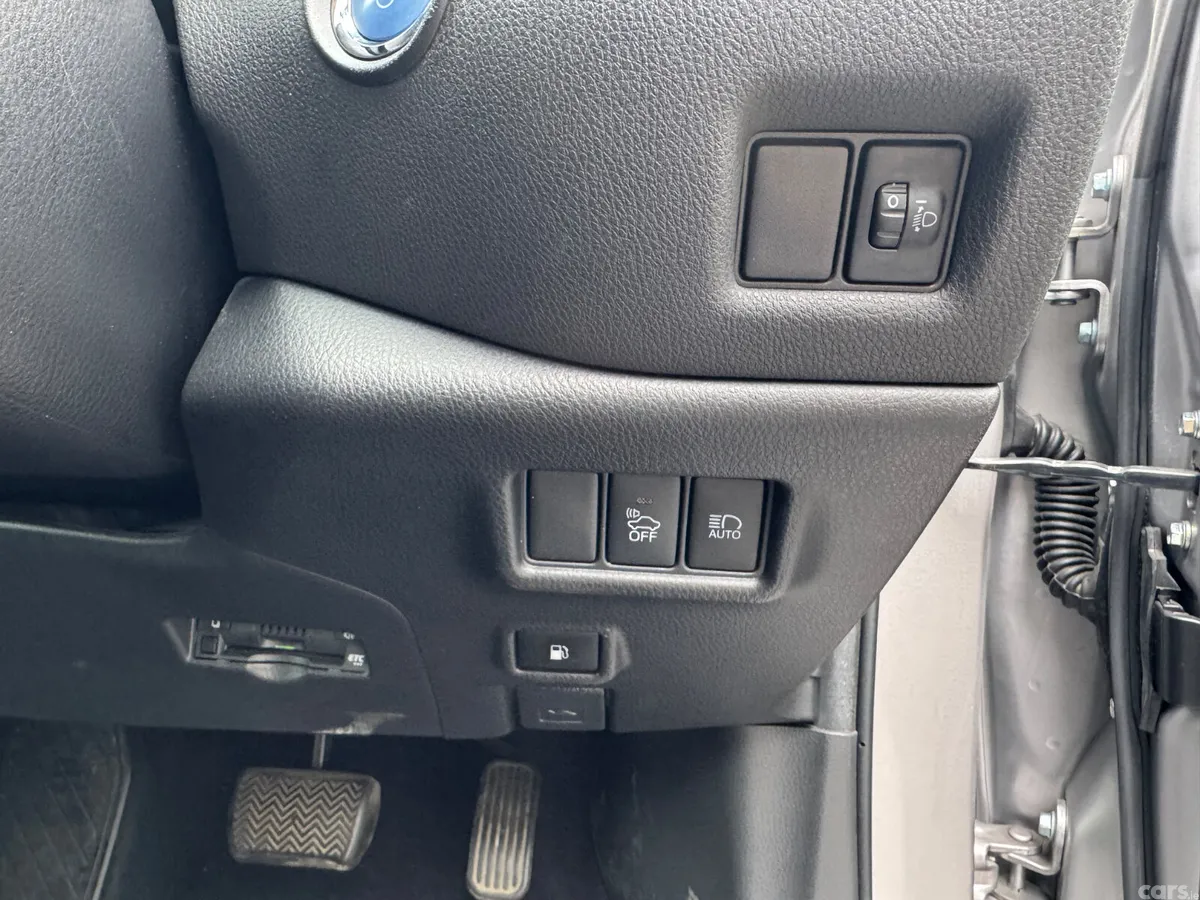 Toyota C-HR Hatchback, Petrol Hybrid, 2018, White