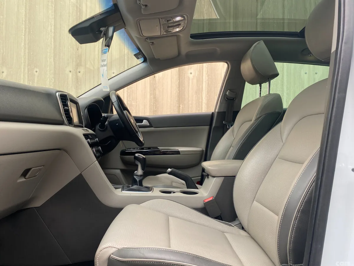 Kia Sportage SUV, Diesel, 2017, White