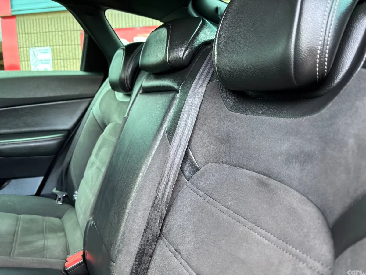 Citroen DS 5 Hatchback, Diesel, 2013, Grey