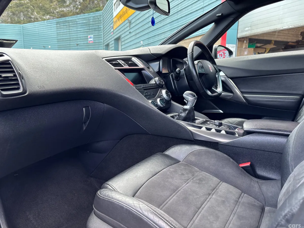 Citroen DS 5 Hatchback, Diesel, 2013, Grey