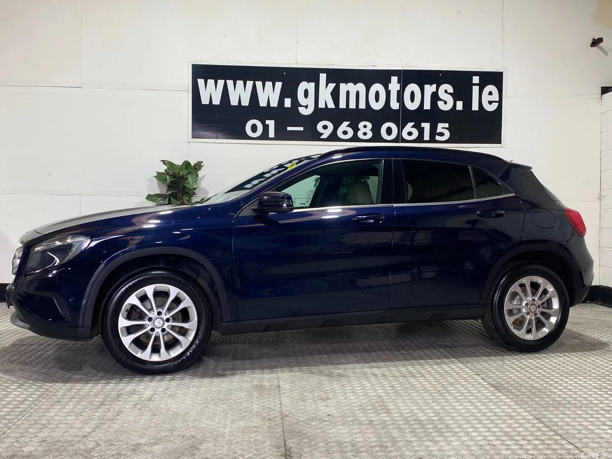 Mercedes-Benz GLA SUV, Diesel, 2017, Blue