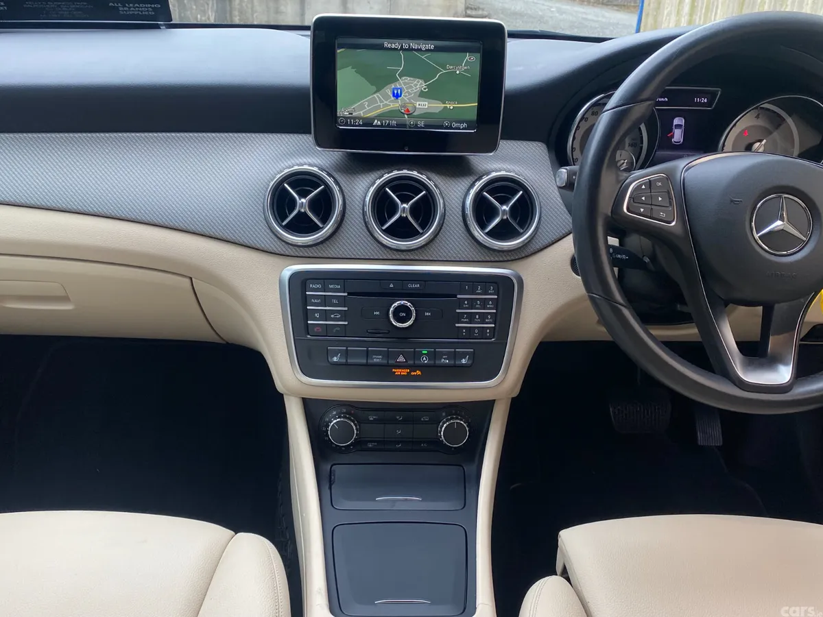 Mercedes-Benz GLA SUV, Diesel, 2017, Blue