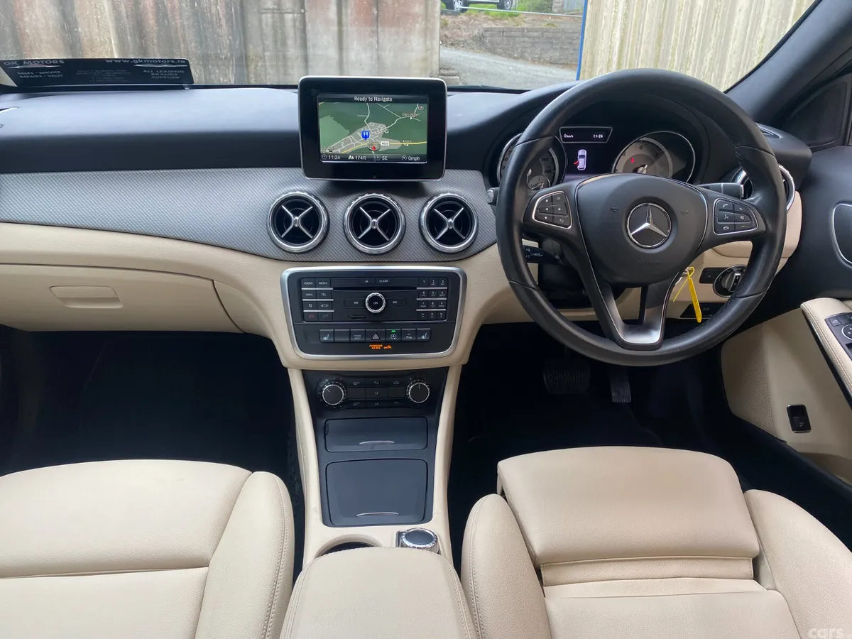 Mercedes-Benz GLA SUV, Diesel, 2017, Blue