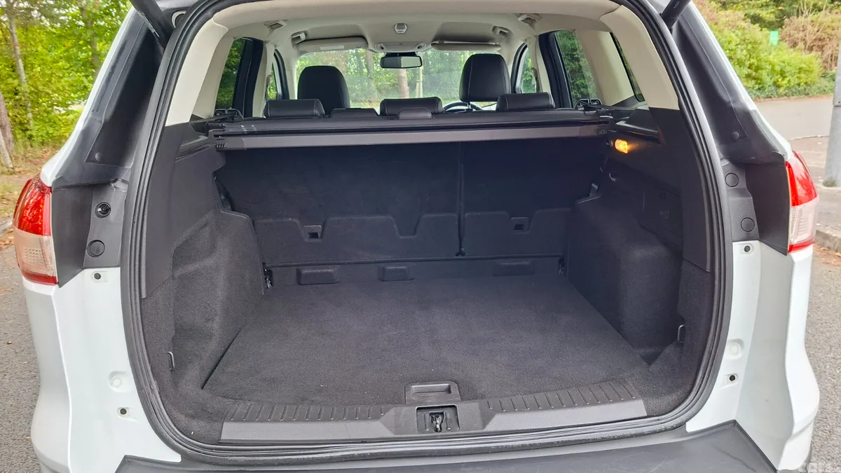 Ford Kuga SUV, Diesel, 2016, White