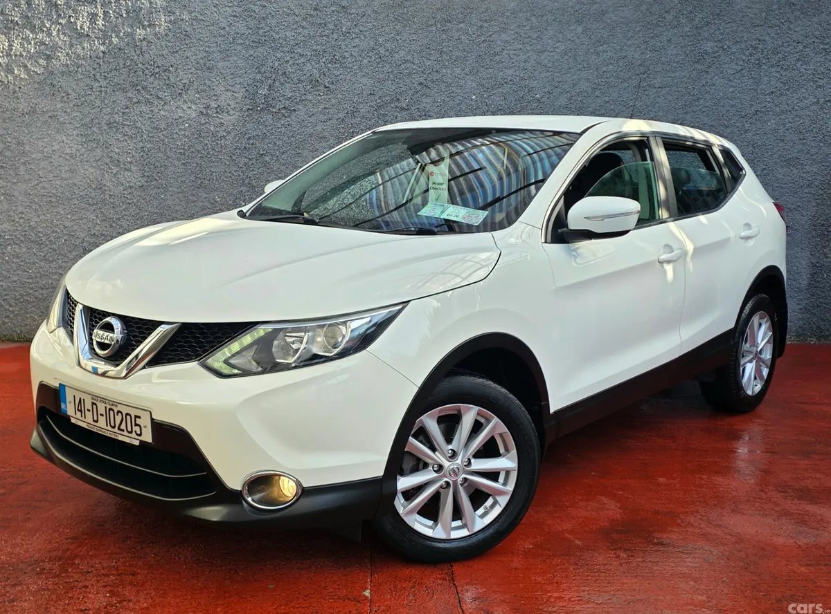 Nissan Qashqai Hatchback, Petrol, 2014, White