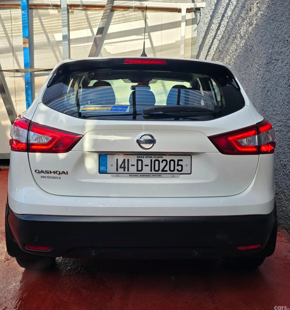 Nissan Qashqai Hatchback, Petrol, 2014, White