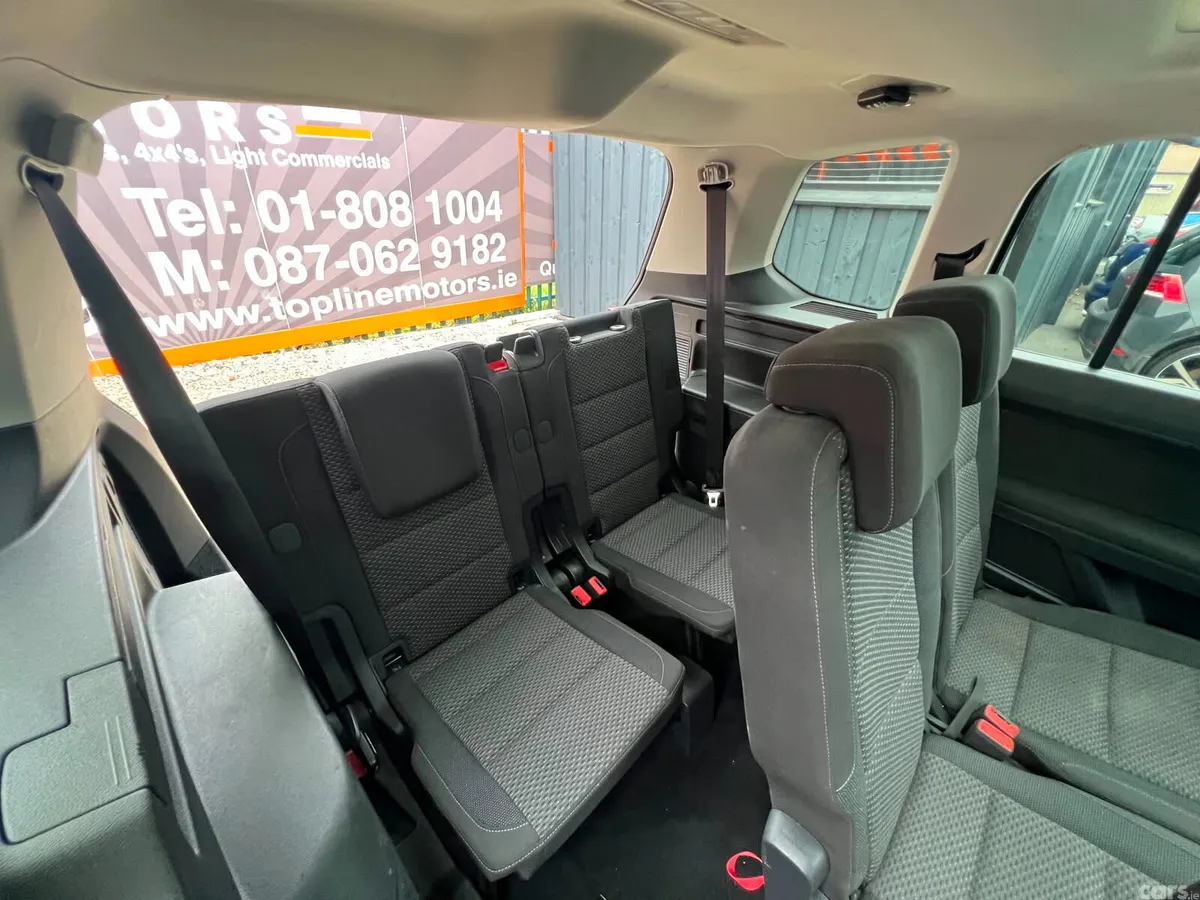 Volkswagen Touran MPV, Diesel, 2018, Blue