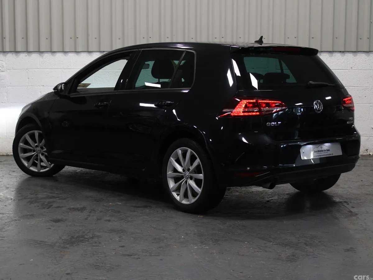 Volkswagen Golf Hatchback, Petrol, 2017, Black
