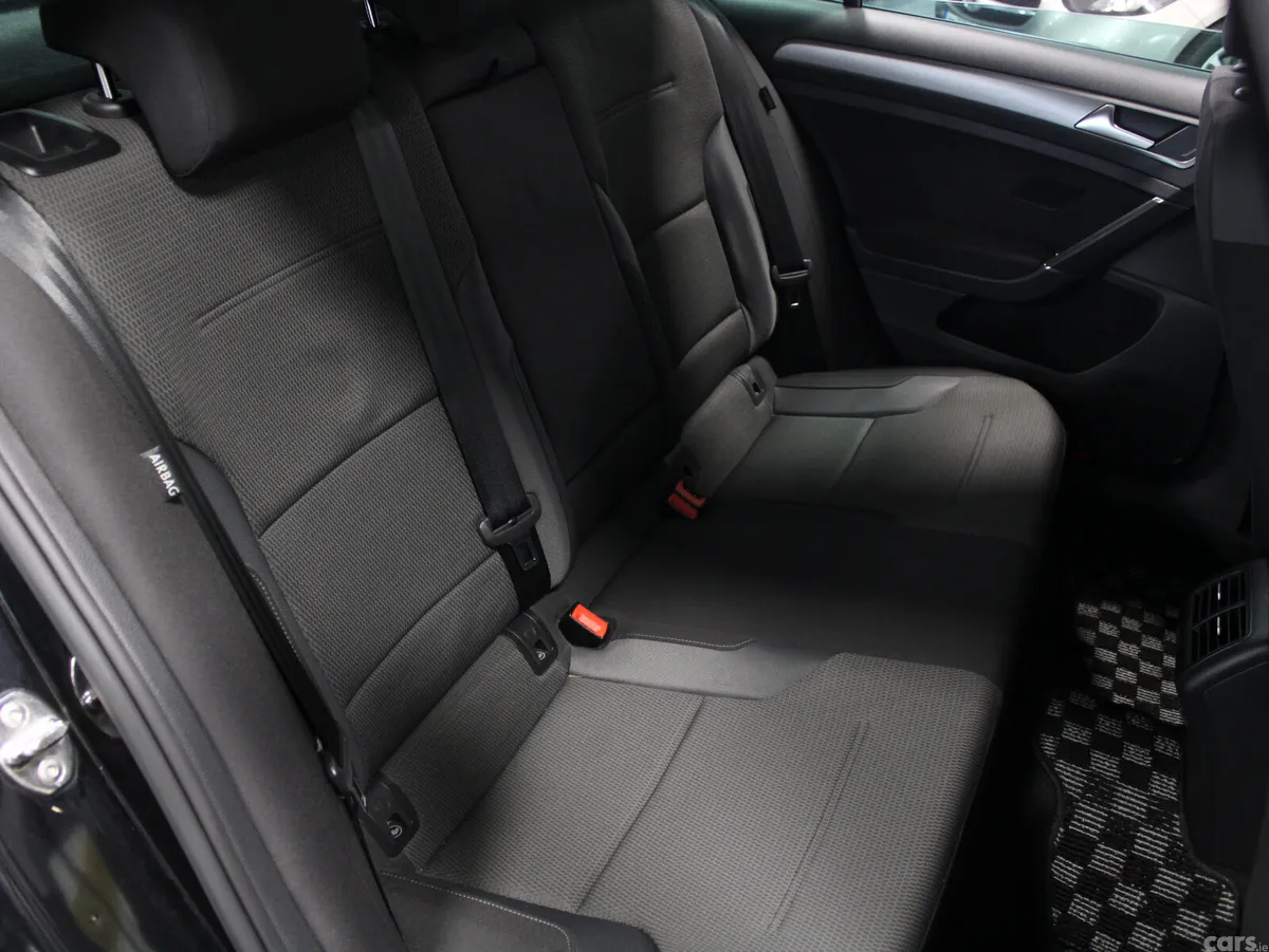 Volkswagen Golf Hatchback, Petrol, 2017, Black