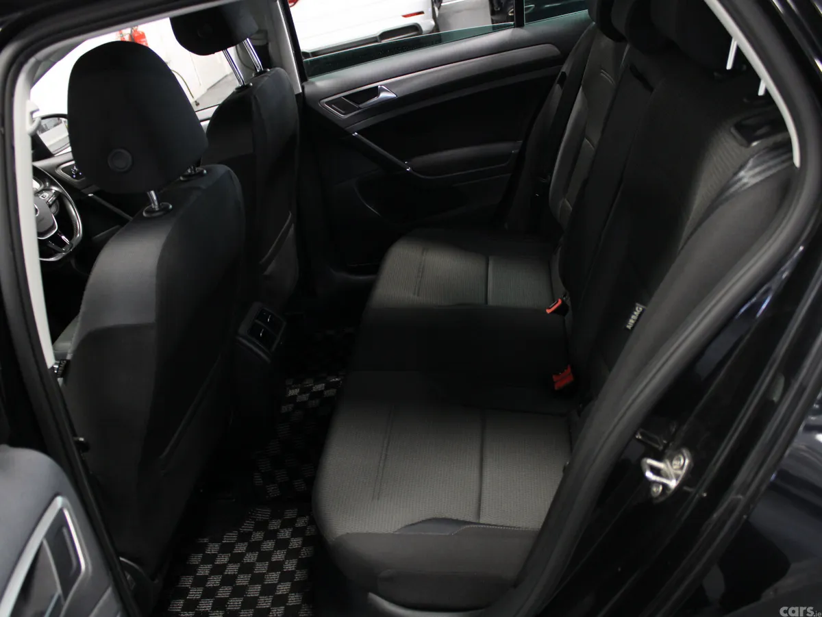 Volkswagen Golf Hatchback, Petrol, 2017, Black