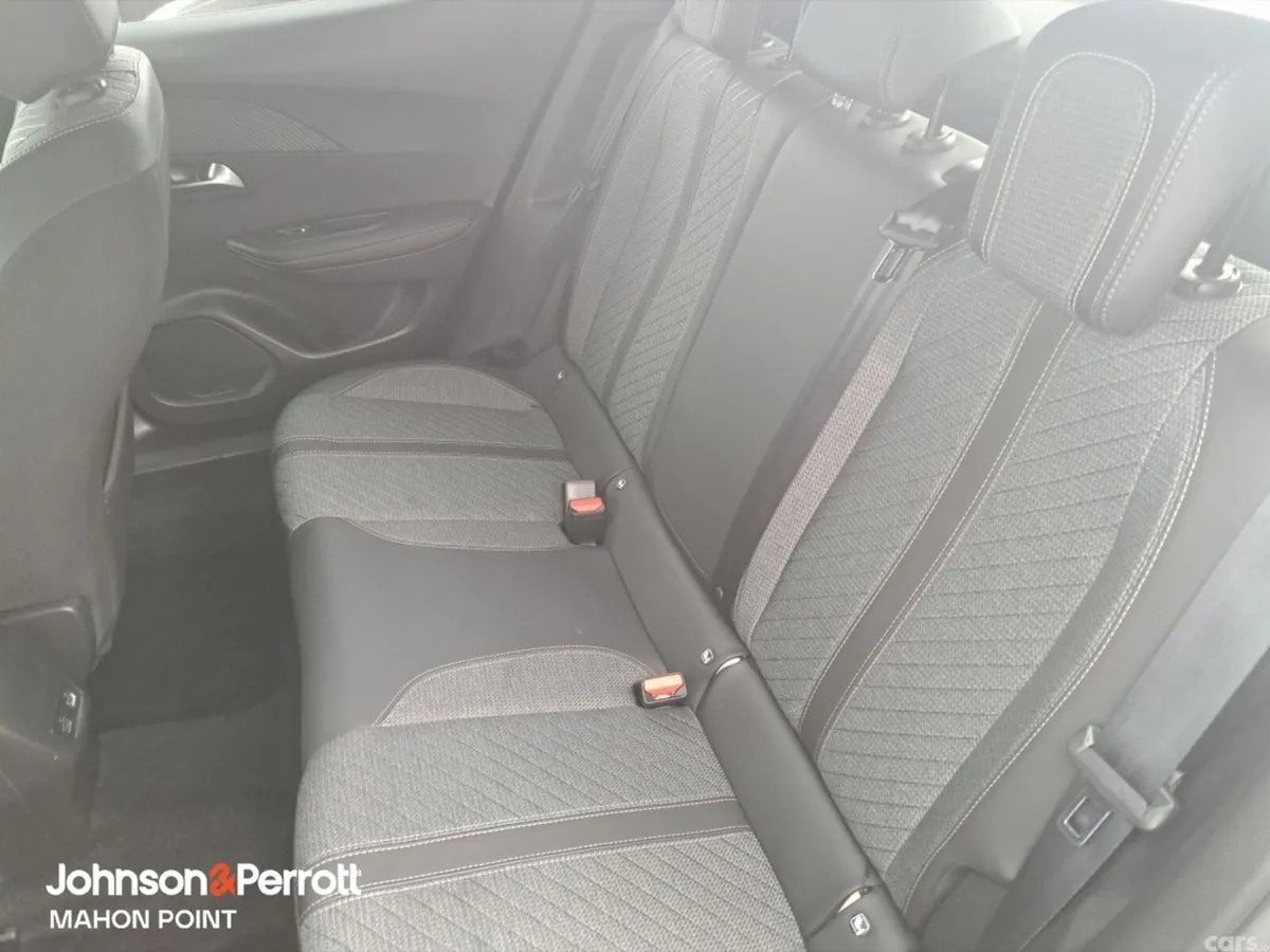 Peugeot 2008 MPV, Petrol Hybrid, 2026, Grey