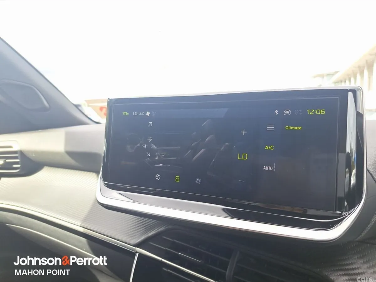 Peugeot 2008 MPV, Petrol Hybrid, 2026, Grey
