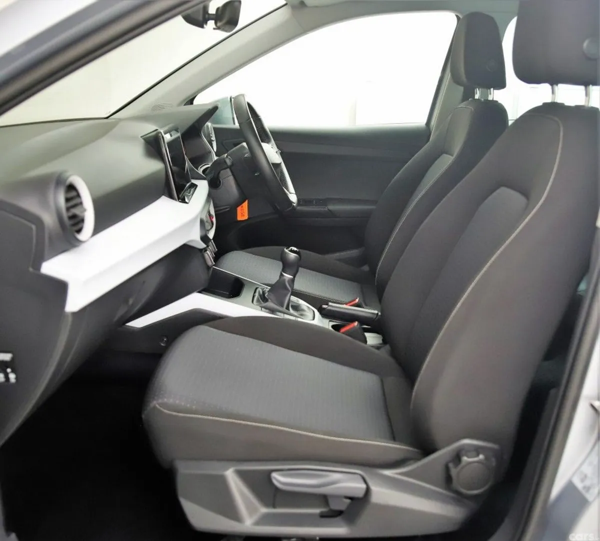 SEAT Arona SUV, Petrol, 2024, Silver