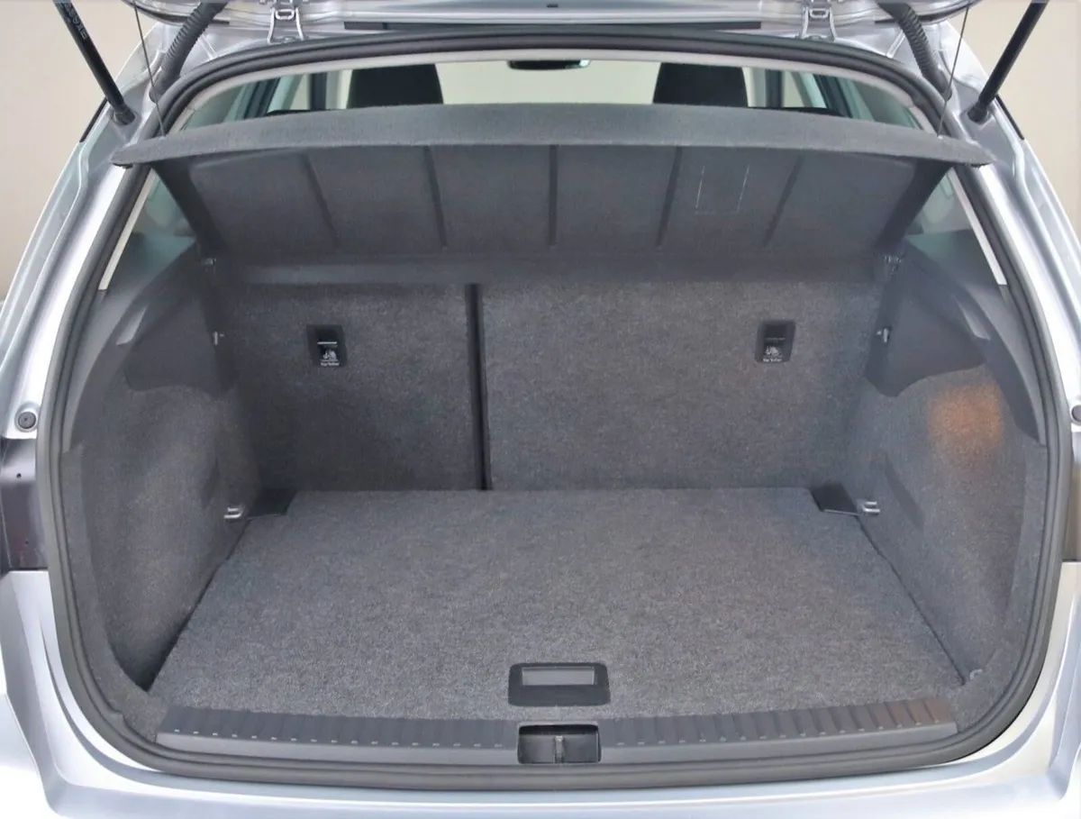 SEAT Arona SUV, Petrol, 2024, Silver