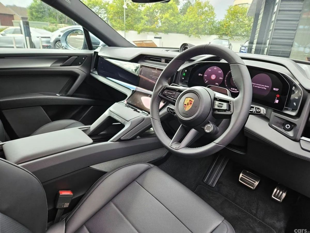 Porsche Cayenne SUV, Electric, 2026, Grey