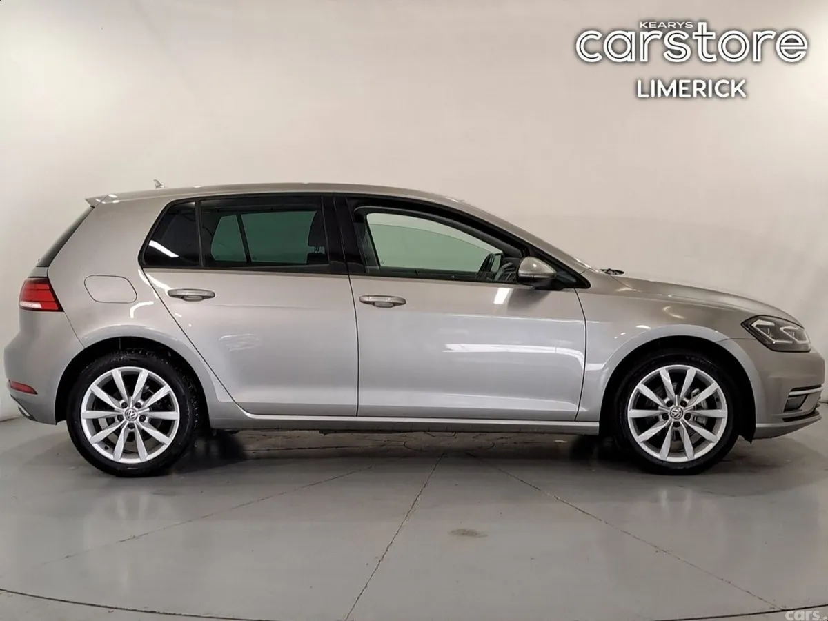 Volkswagen Golf Hatchback, Petrol, 2019, Silver