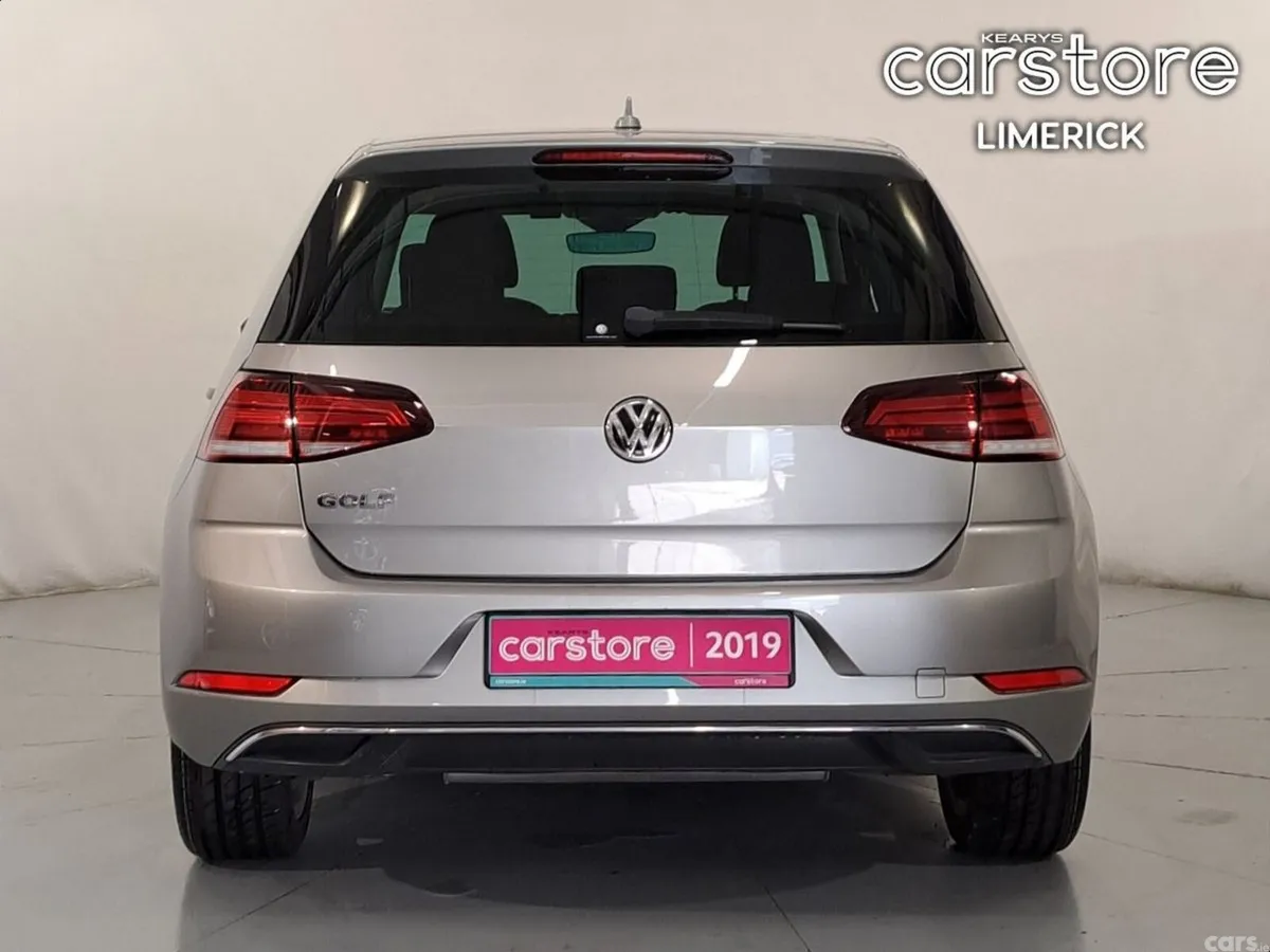 Volkswagen Golf Hatchback, Petrol, 2019, Silver